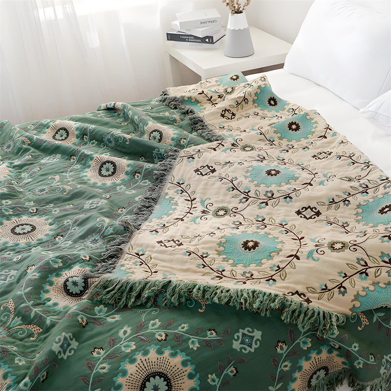 Reversible Cotton Gauze Blanket - Floral Boho Design with Tassels