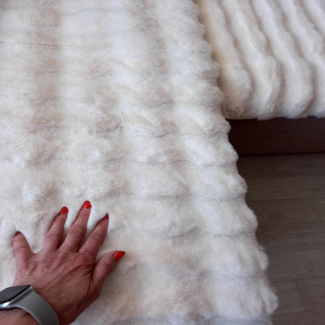Plush Sofa Cover - Non-Slip Pet Protection